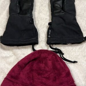 Medium North Face Black Gloves and Burgundy Fleece Hat